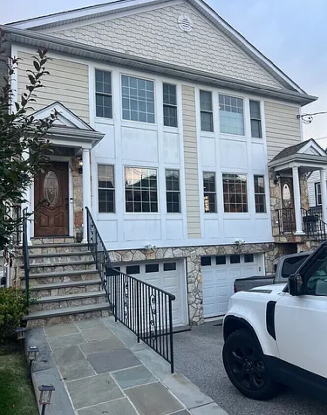 Foto principal - 63 Lincoln Ave