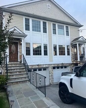 Building Photo - 63 Lincoln Ave