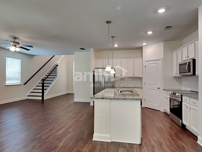 Building Photo - 3401 38th St NW
