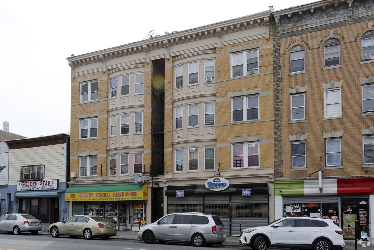 216218 Bloomfield Ave, Newark, NJ 07104 Apartments Newark, NJ