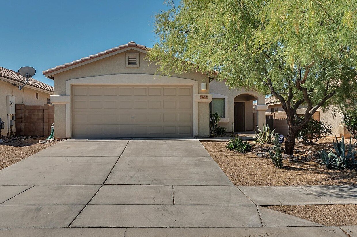 6799 W Quailwood Way, Tucson, AZ 85757 House Rental in Tucson, AZ
