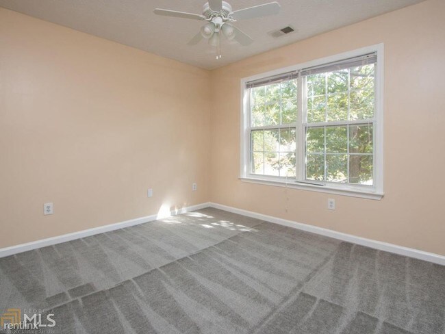 Building Photo - 405 Bramante Cir SW
