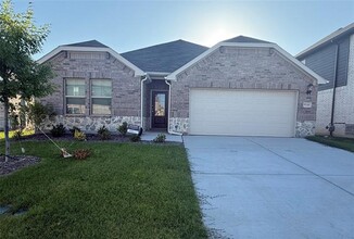 Building Photo - 9144 Horse Herd Dr