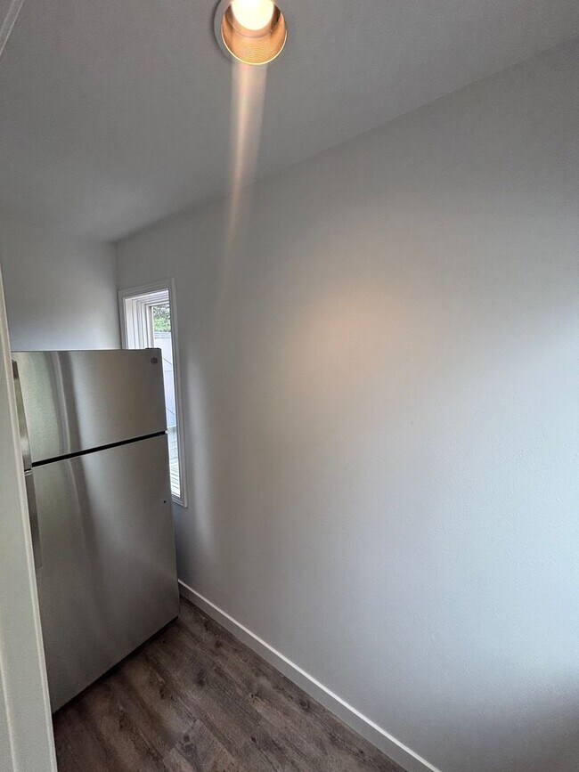 Foto del edificio - 2287 NE 8th St