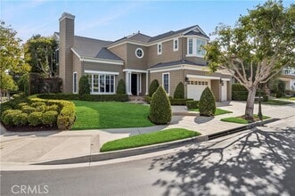 Building Photo - 15 Jupiter Hills Dr