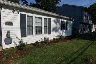 Building Photo - 617 Drum Ave
