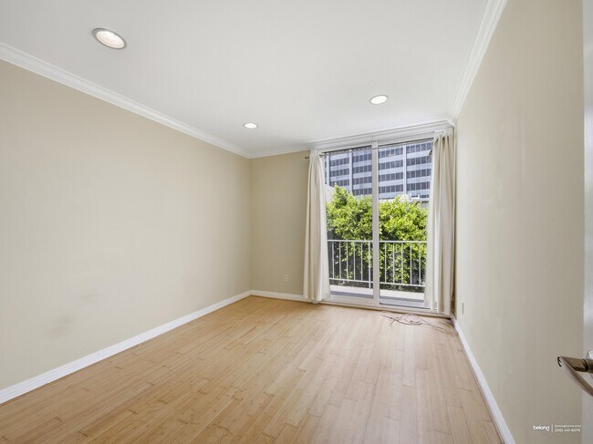 Foto del edificio - 4610 Densmore Ave