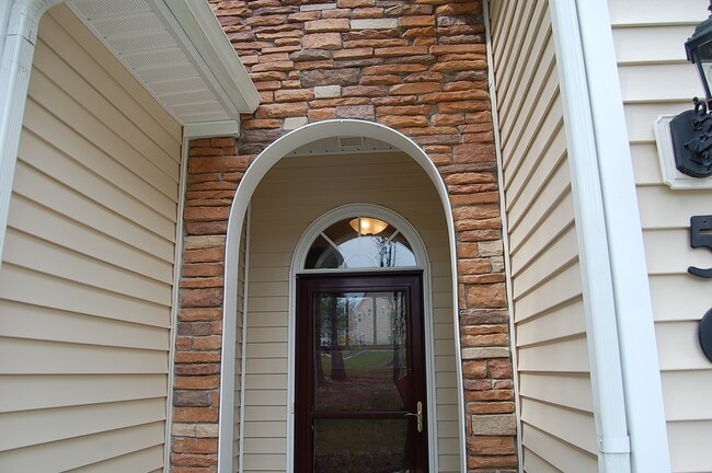 Building Photo - 56 Honey Brook Ct