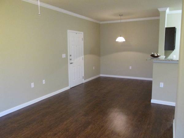 Foto del edificio - Oakland Hills Apartments