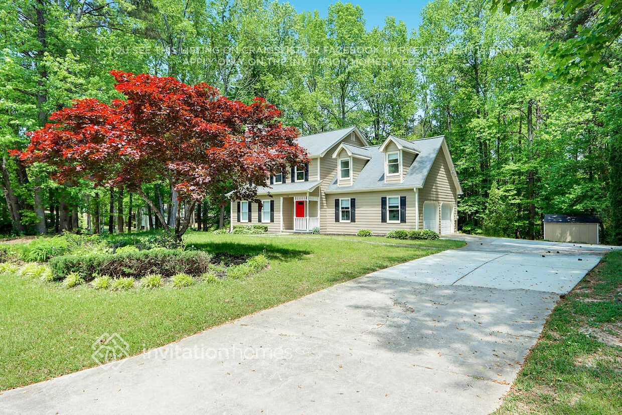 Primary Photo - 1741 Shady Creek Ln NE