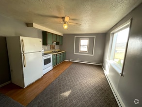 Building Photo - 8975 Lee Ln
