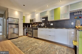 Building Photo - 10026 Fair Wds Dr