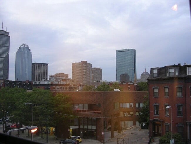 Building Photo - 459 Massachusetts Ave