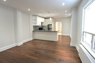 Building Photo - 22 Rusholme Park Crescent