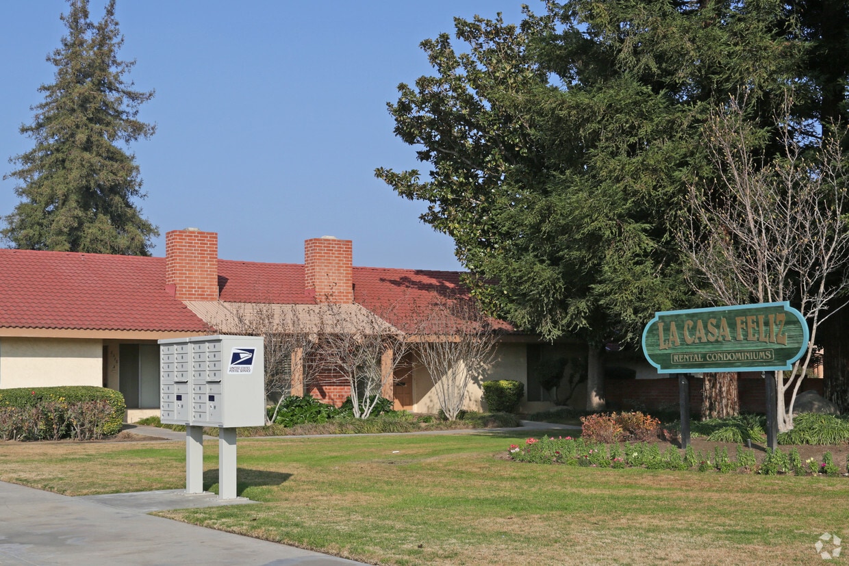 Primary Photo - College Park Townhomes