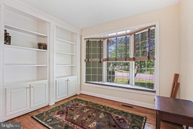 Foto del edificio - 10509 Dunn Meadow Rd