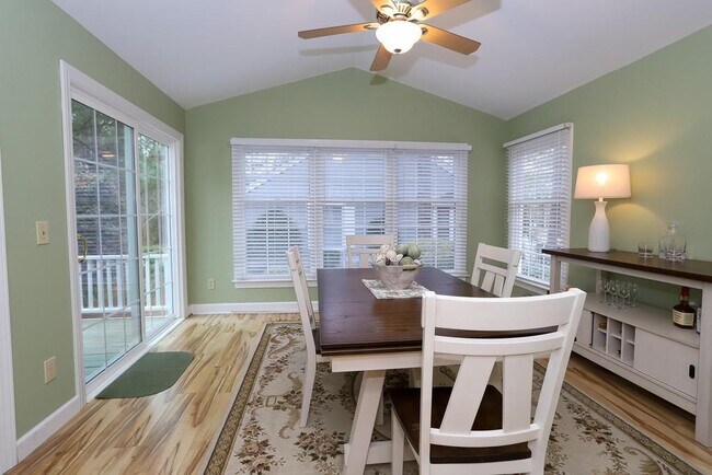 Building Photo - 2703 Wentworth Cir