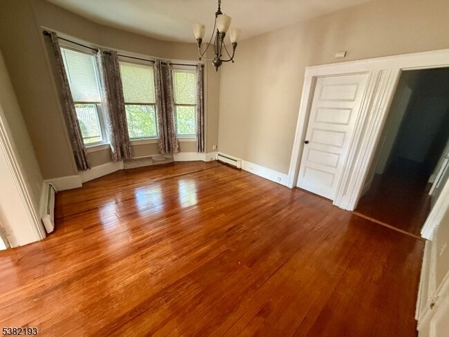 Building Photo - 644 Oradell Ave