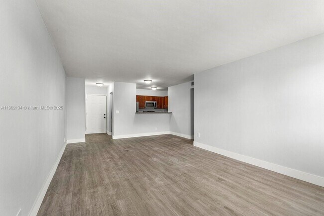 Foto del edificio - 1530 Crescent Cir