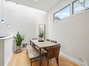 Building Photo - 76 Ross Ave
