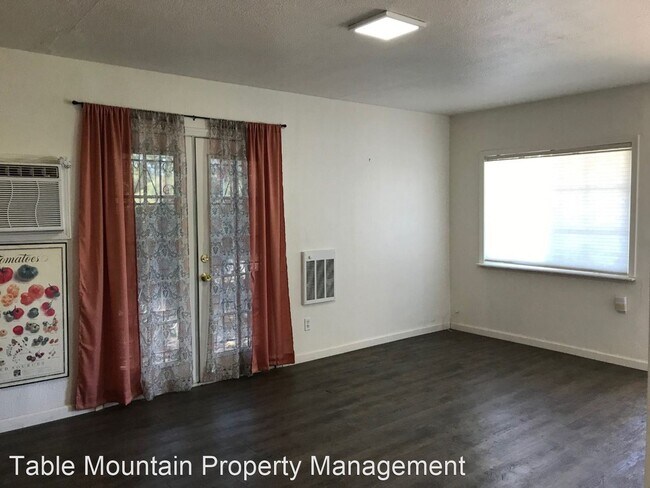 Building Photo - 2 br, 1 bath House - 3355 Roseben Ave