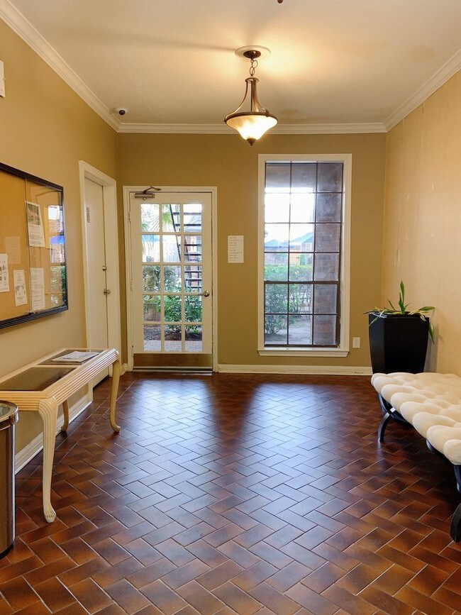 Foto del edificio - 2425 UNDERWOOD STREET 354