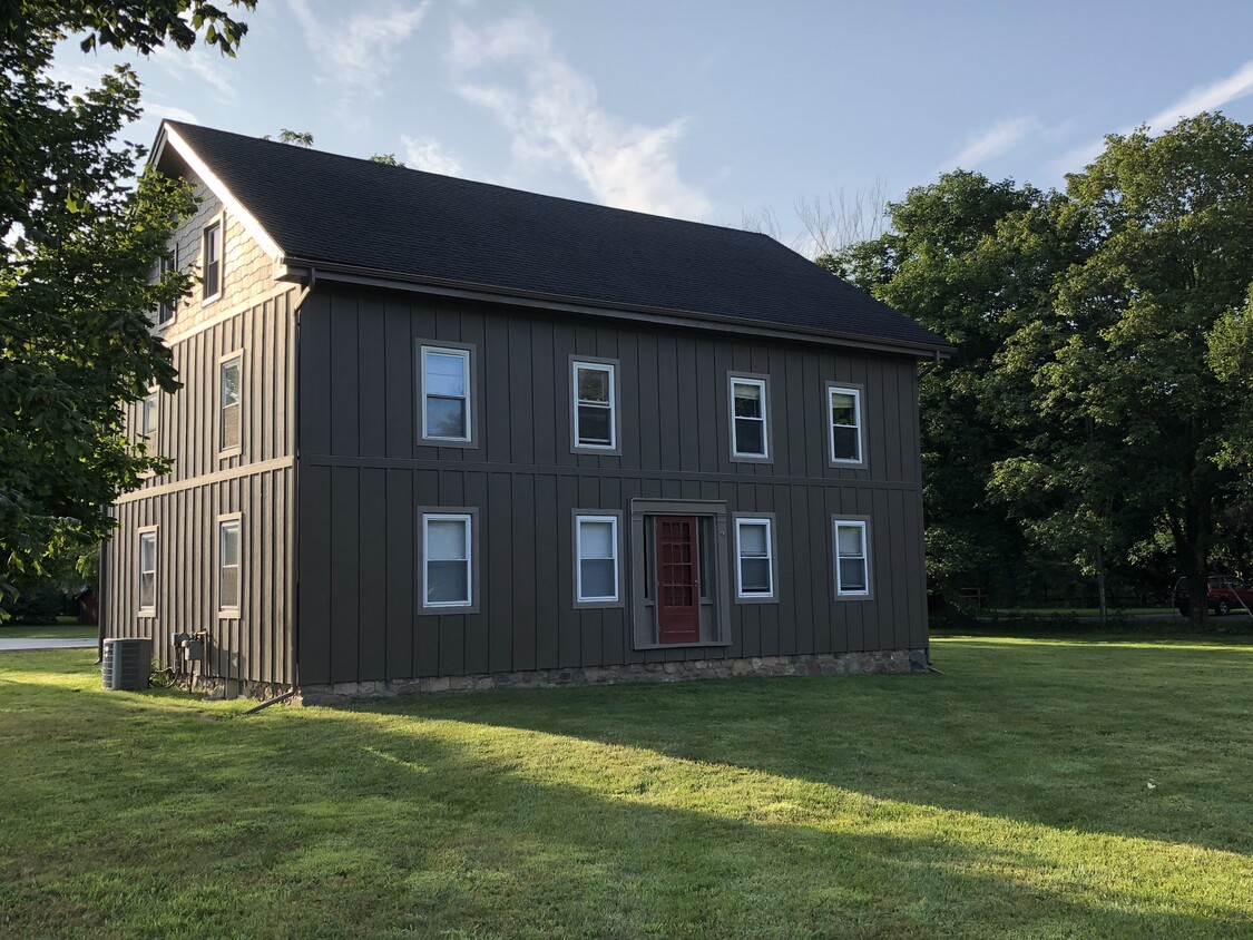 Historic owner-occupied home - 6015 Saline Ann Arbor Rd
