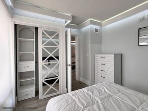 Interior Photo - The Jade