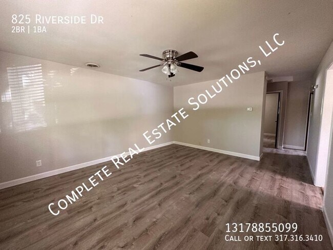 Building Photo - Now Showing this  2 bedroom, 1 bath duplex...
