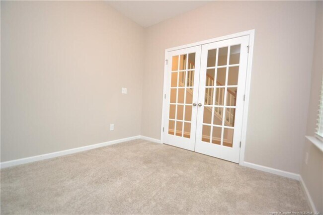 Foto del edificio - 2520 Finkle Grant Dr