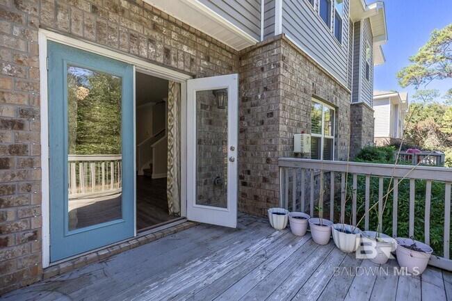 Foto del edificio - 6867 Spaniel Dr