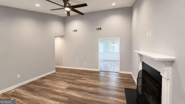 Foto del edificio - 1235 Grayland Hills Dr