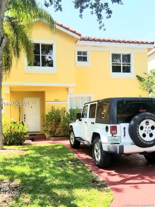 Foto del edificio - 1480 N Trafalgar Cir
