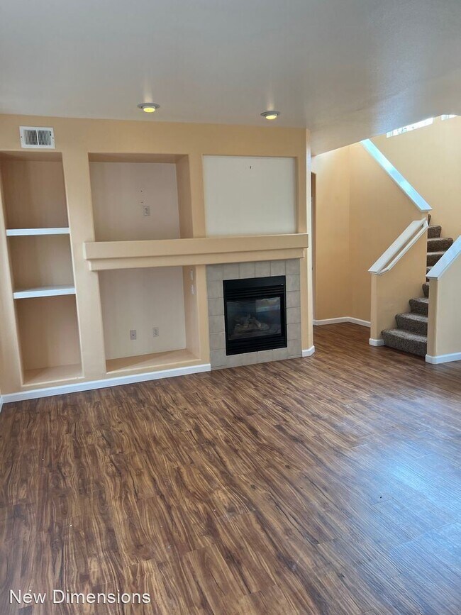 Building Photo - 4 br, 2.5 bath House - 1225 Tule Drive