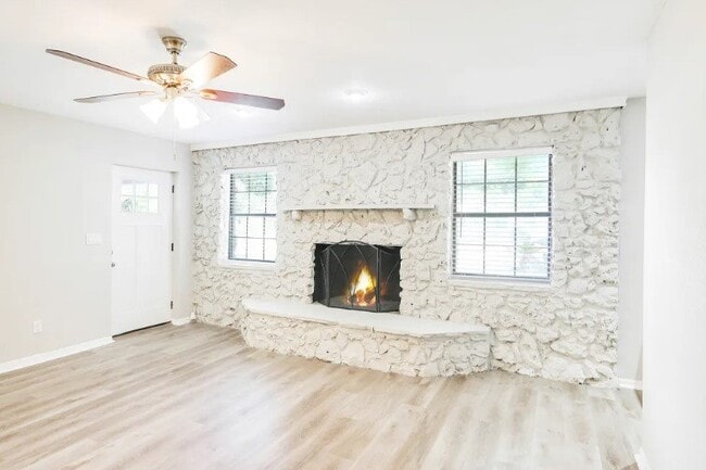 Building Photo - 4516 S Hale Ave