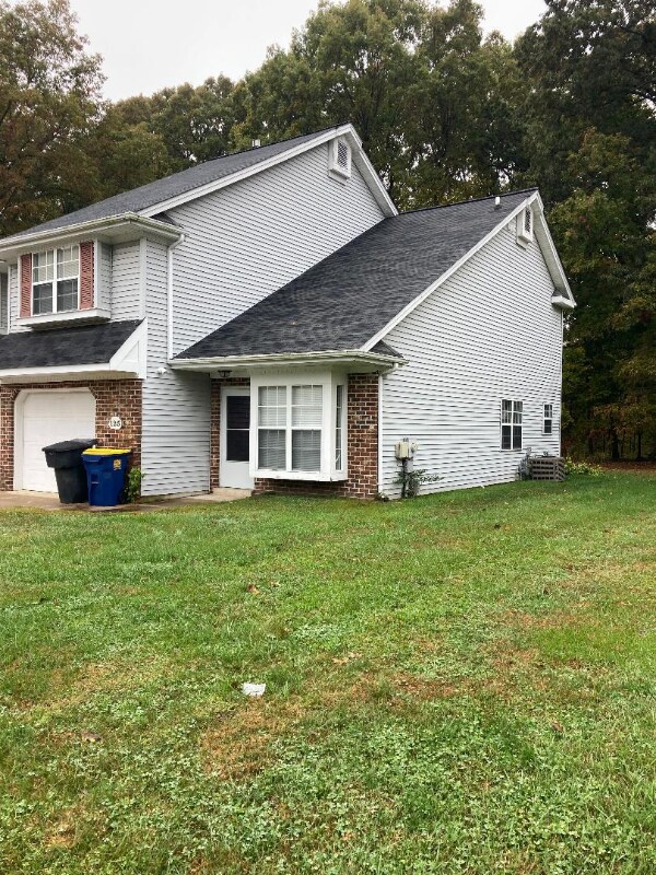125 Stoney Dr, Dover, DE 19904 Townhouse for Rent in Dover, DE