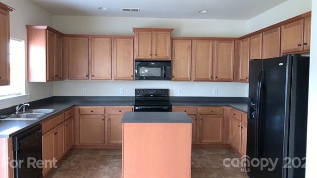 Building Photo - 8560 Magnolia Springs Dr