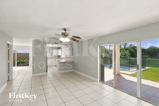 Foto del edificio - 9734 SW 212th St