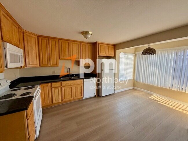 Foto del edificio - 2884 Sequoia Pl
