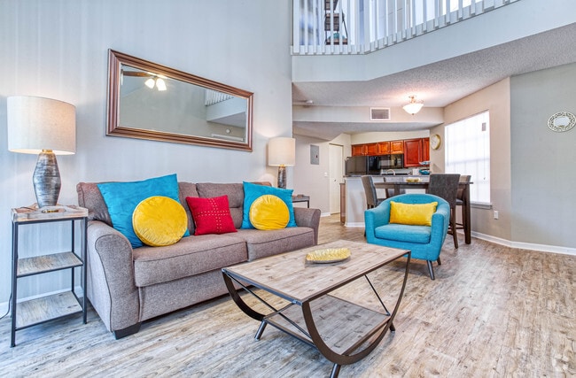 Interior Photo - Pebble Creek at Lake Mary