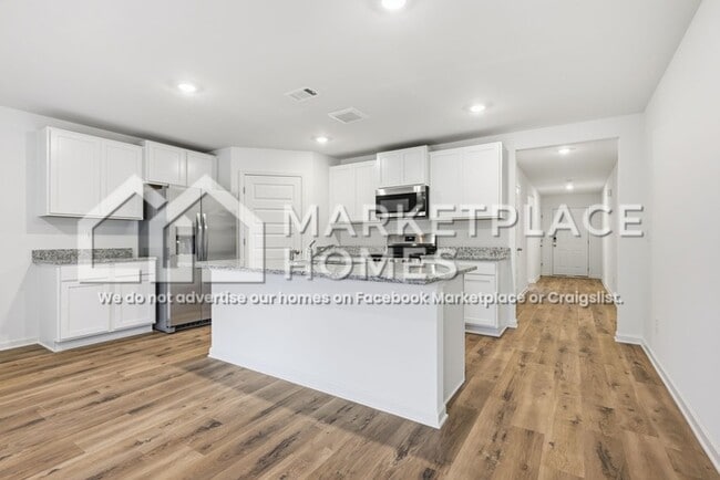 Foto del edificio - 3814 Magnolia Hls Dr