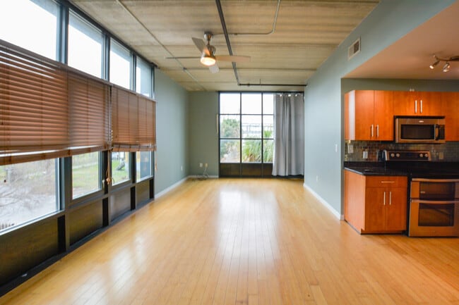 Building Photo - Modern Condo on the Upper Peninsula