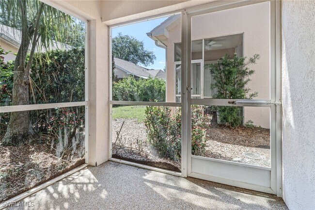 Building Photo - 2663 Aft Ave