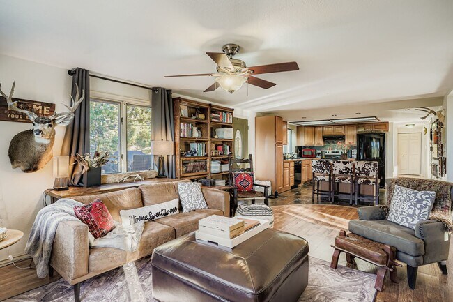 Foto del edificio - 13203 S Wamblee Valley Rd