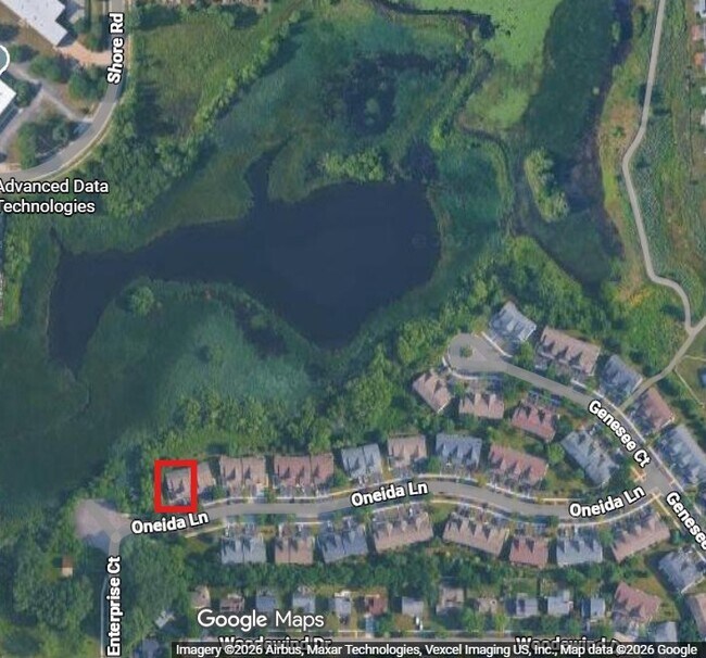 Building Photo - 2545 Oneida Ln