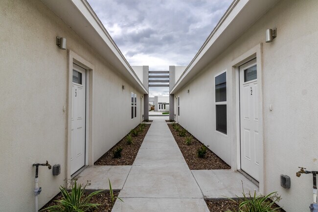 Foto del edificio - 3008 W Kenwood St