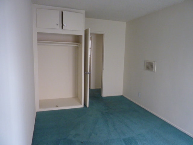 From front to back - 926 S Lake St