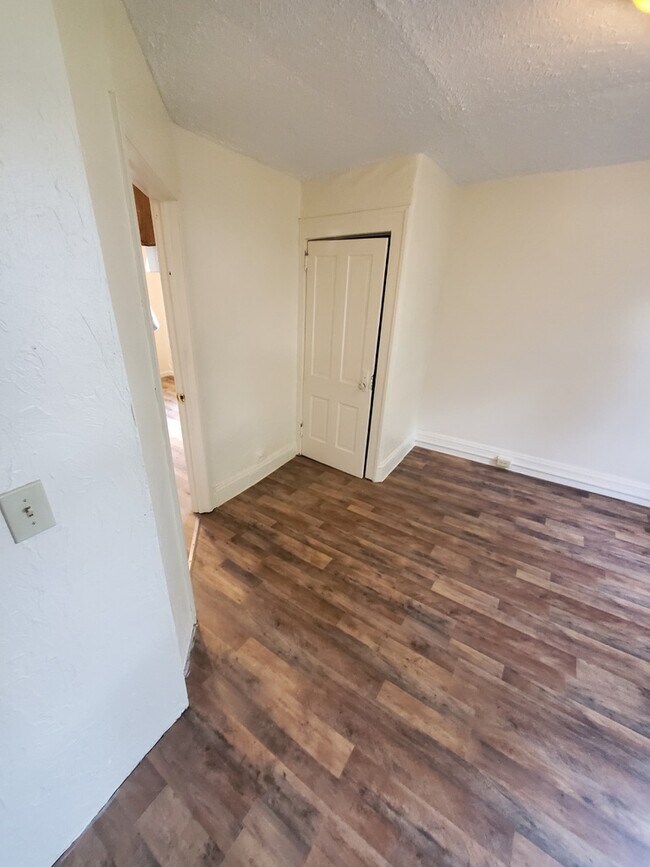 Foto del edificio - 370 Cole Ave