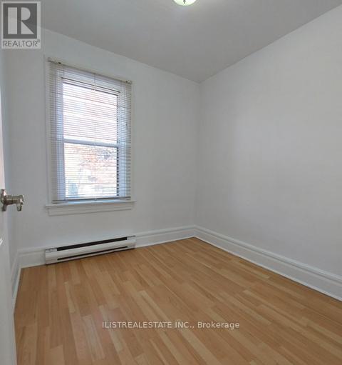 Photo du bâtiment - 2143 Gerrard St E