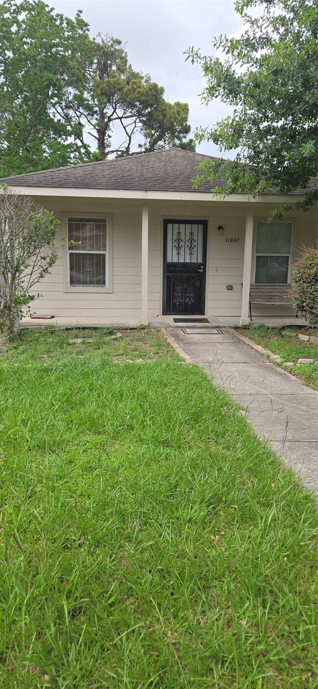 Building Photo - 11807 Greenmesa Dr